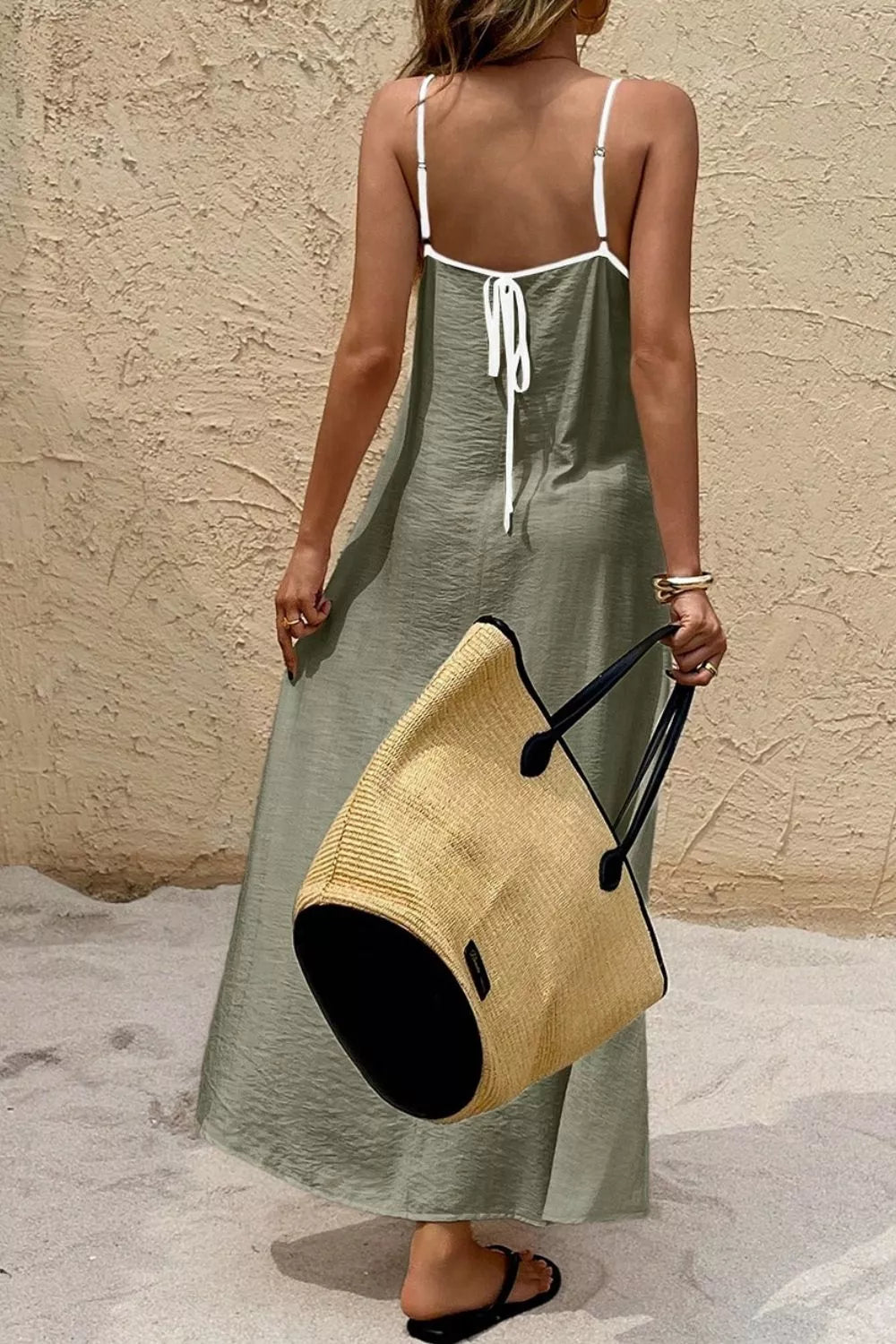Spaghetti Strap Contrast Trim Maxi Dress in Matcha Green
