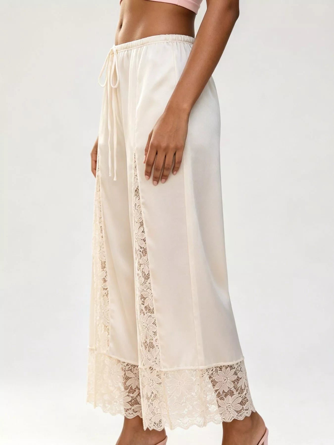 Lace-Trim Wide-Leg Cropped Pants