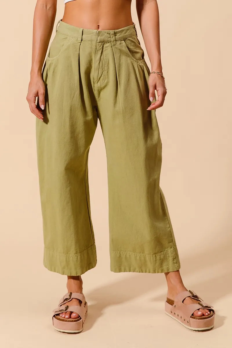 So Me Wide-Leg Chino Pants in Sage