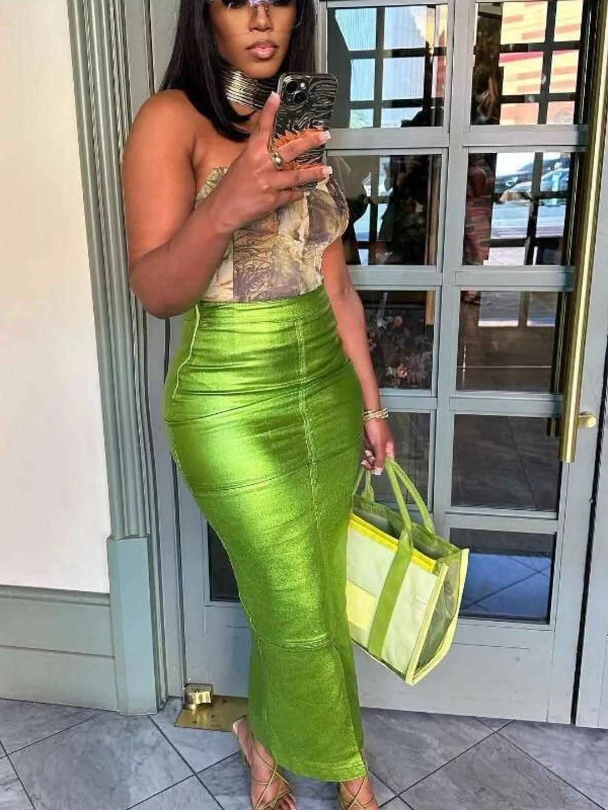 Shimmering Side Slit Bodycon Maxi Skirt in Green