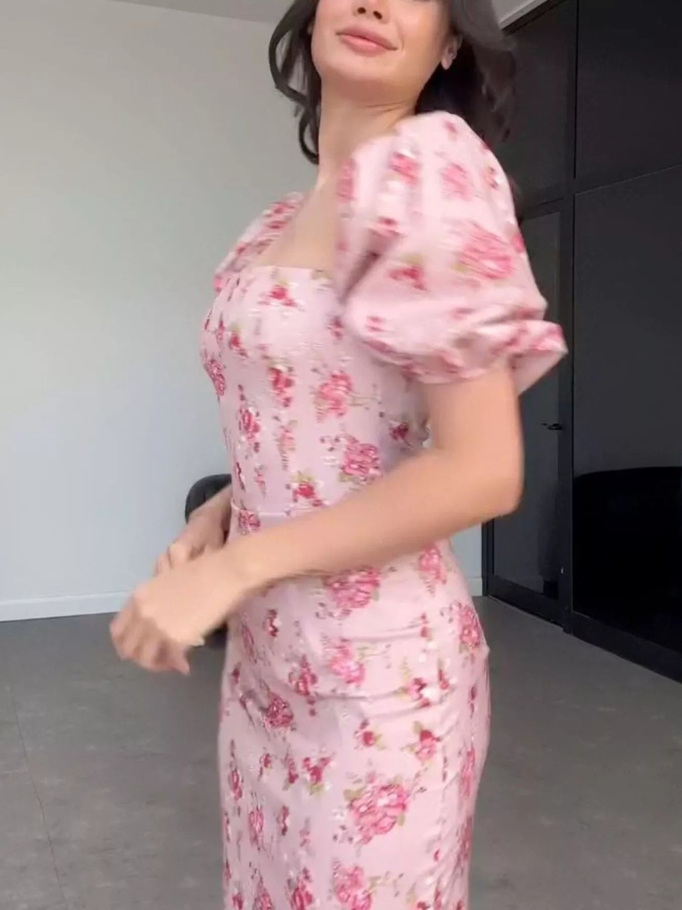 Floral Puff Sleeve Midi Dress in Dusty Pink