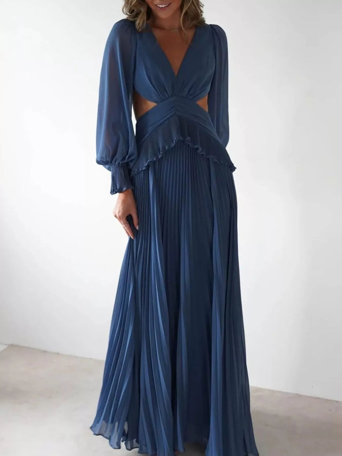 Backless Pleated Maxi Dress in Blue