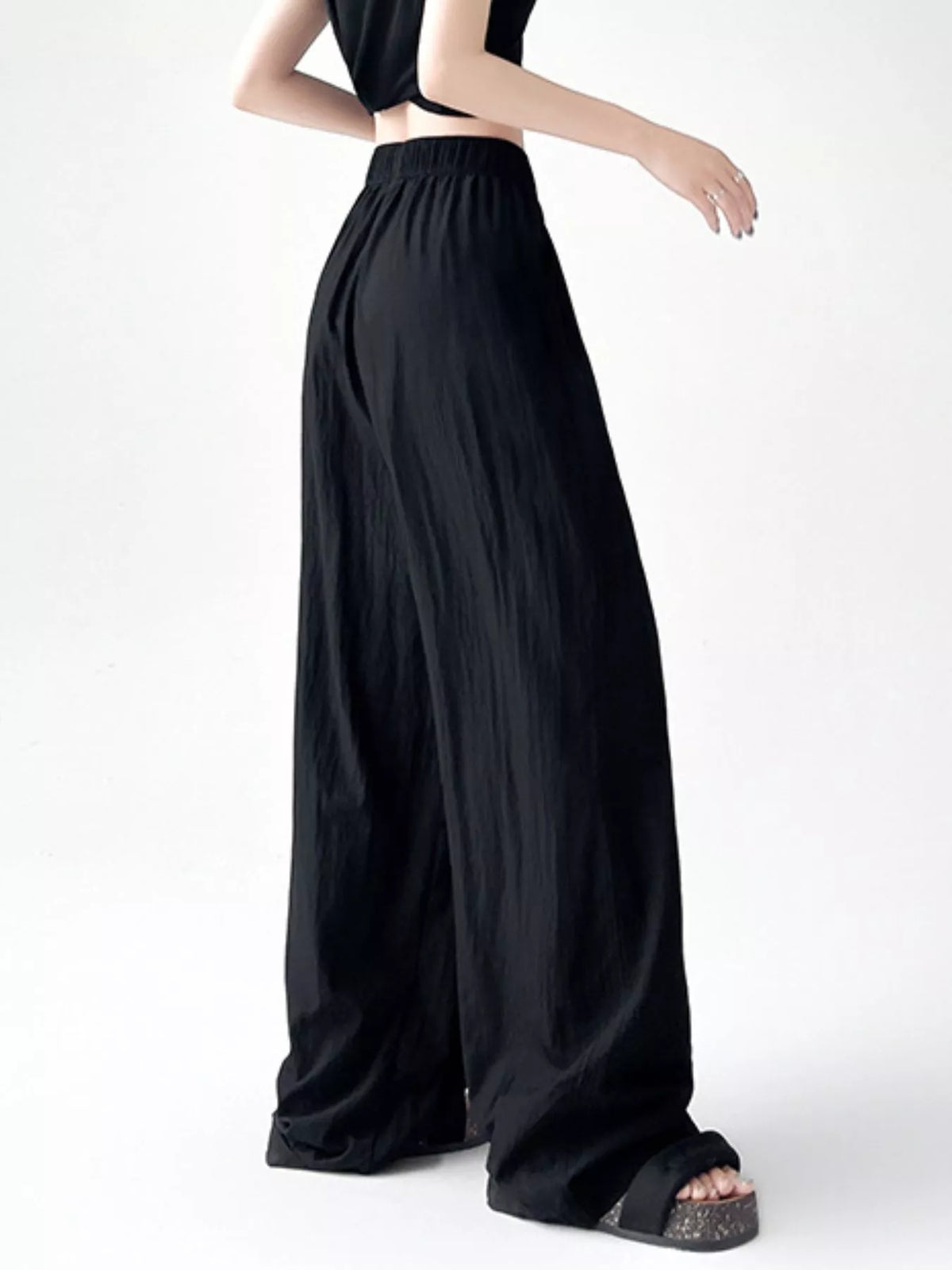 High-Waisted Loose Fit Wide-Leg Pants