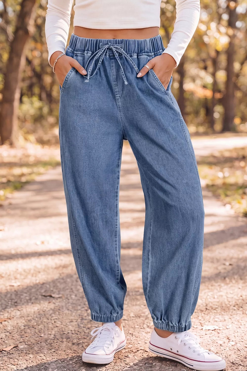 Elastic-Waist Harem Jeans in Medium Wash