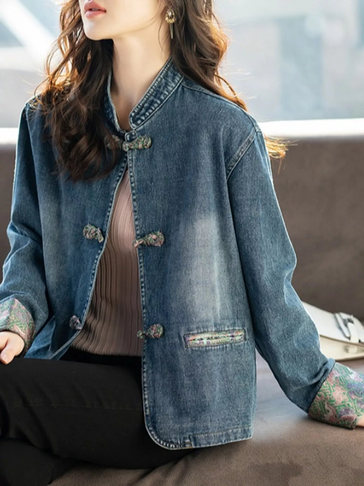Knot Button Floral Cuff Denim Jacket in Blue