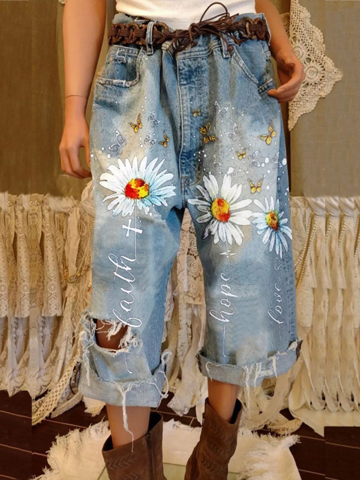 Floral Distressed Cropped Jeans