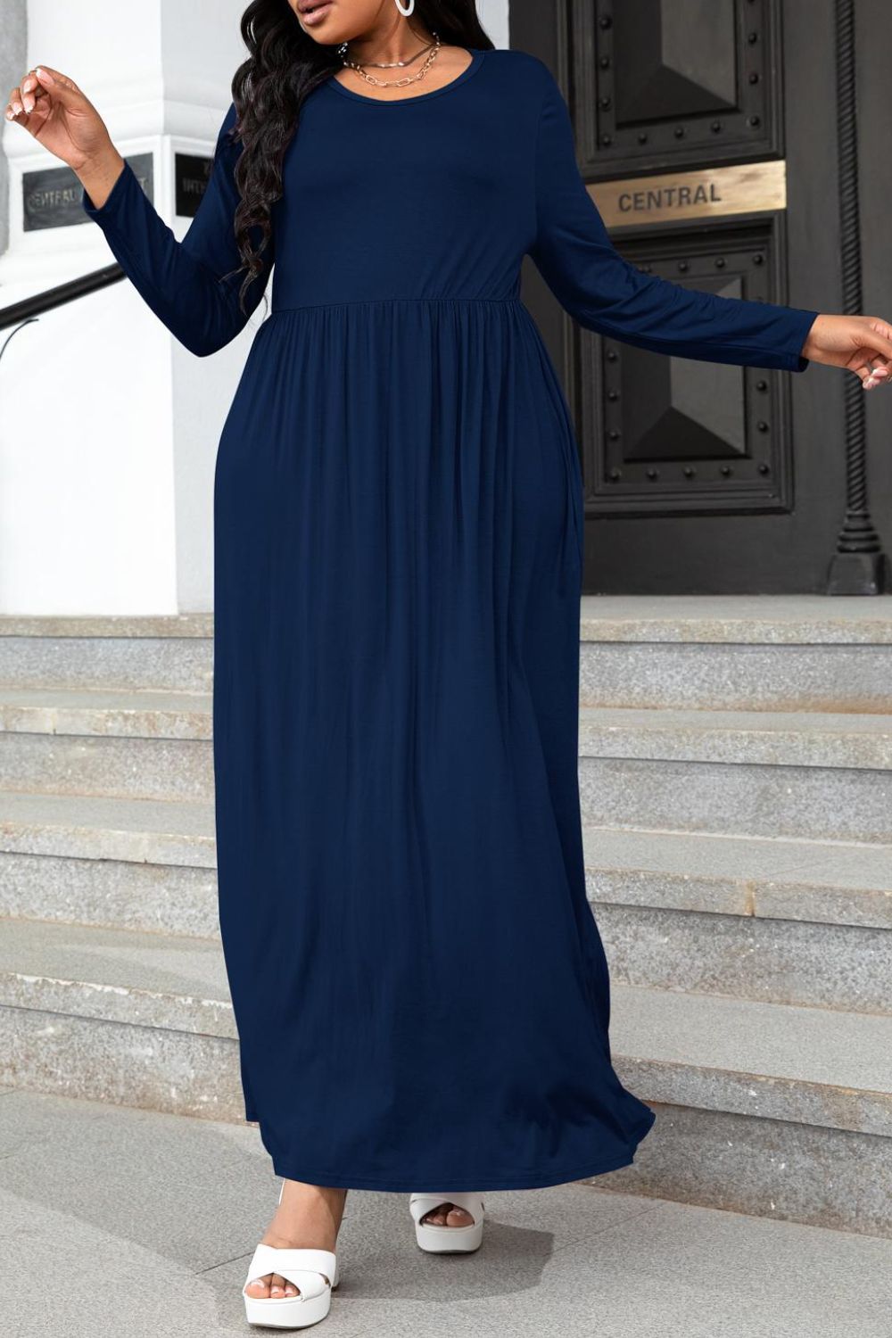 Round Neck Maxi Dress with Pockets in Navy