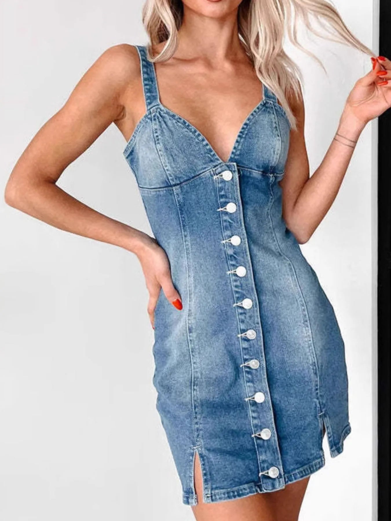 Button-Front Sweetheart Denim Mini Dress in Medium Wash