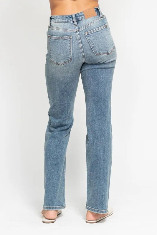 Judy Blue High Waist Distressed Dad Jeans in Medium Wash in Md