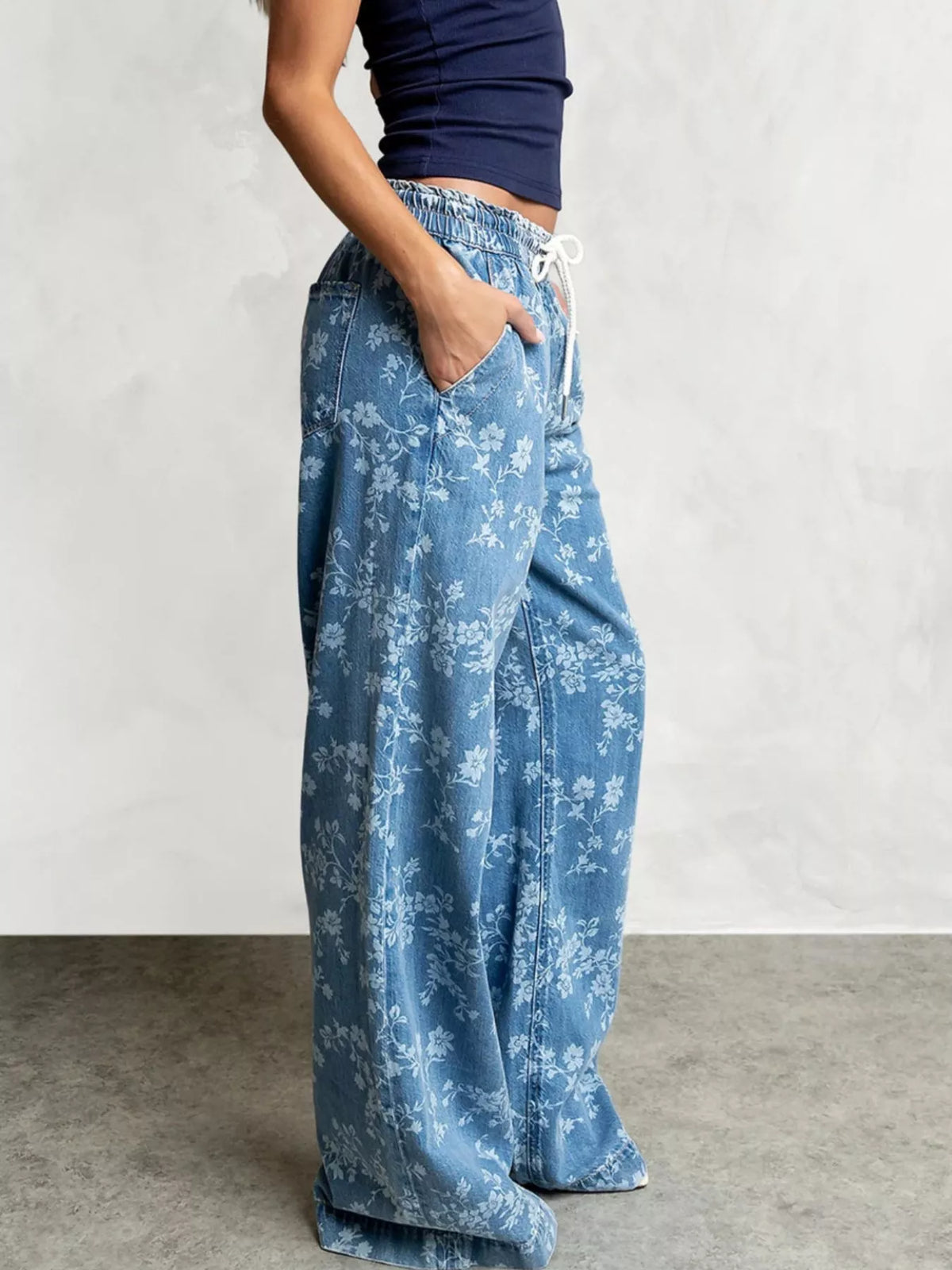 Drawstring Floral Wide-Leg Jeans in Blue
