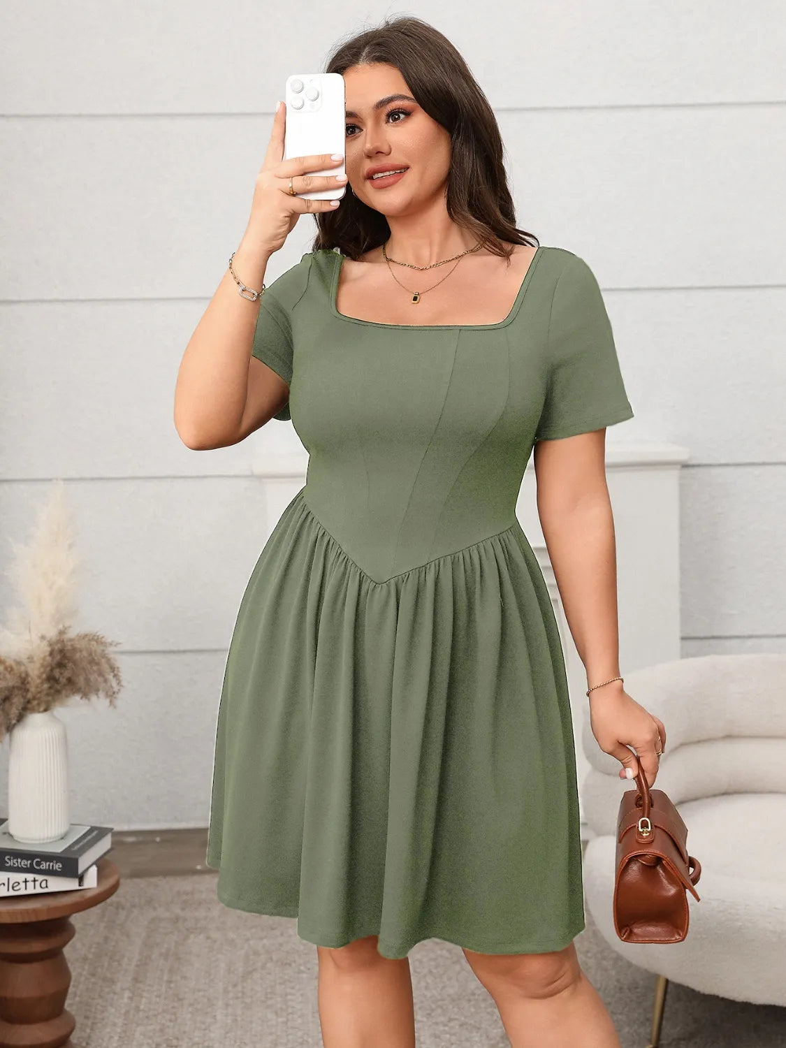 Plus-Size Square Neck Short Sleeve Mini Dress in Matcha Green