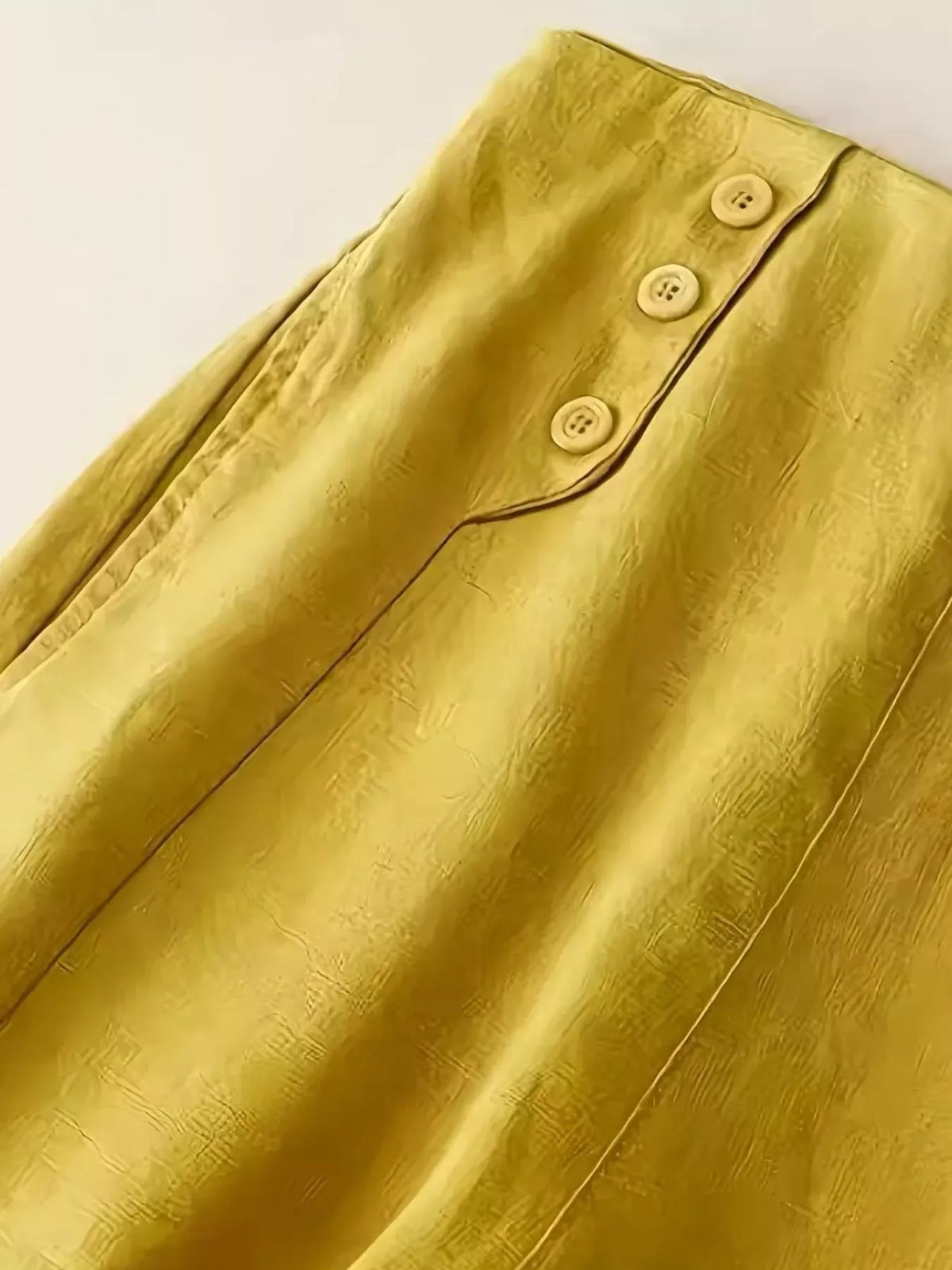 High-Waisted Wide-Leg Cropped Pants in Yellow