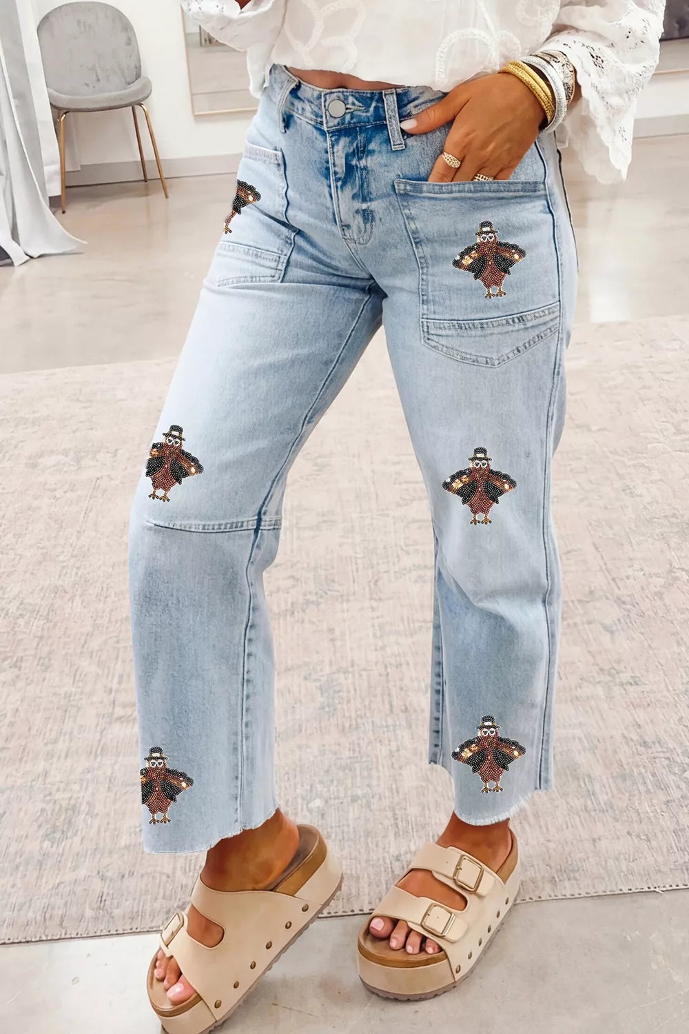 Sequin Patch Pocket Ankle Jeans in Light Blue