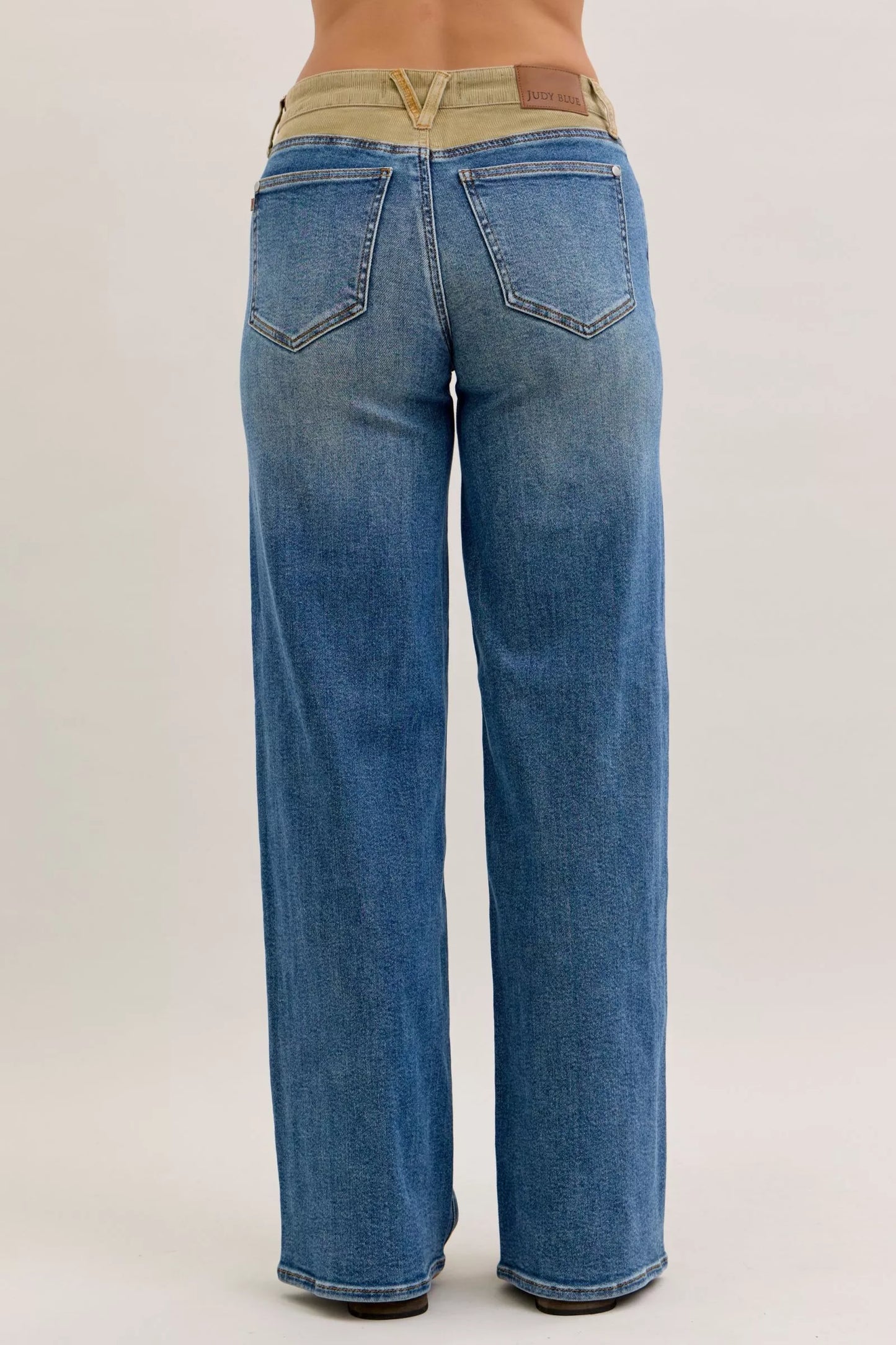Judy Blue Medium Wash Column Straight Jeans with Corduroy Waist in Md