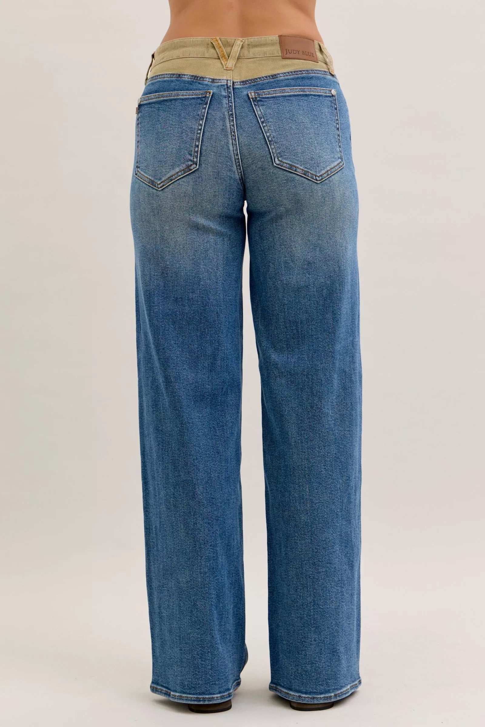 Judy Blue Medium Wash Column Straight Jeans with Corduroy Waist in Md