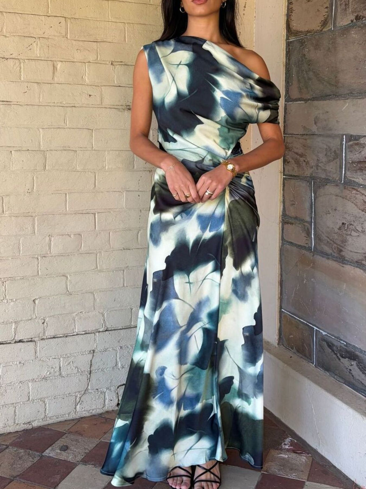 One-Shoulder Floral Maxi Dress