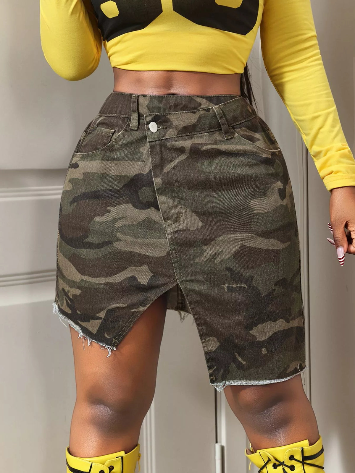 Camouflage Asymmetric Raw-Hem Denim Skirt in Army Green