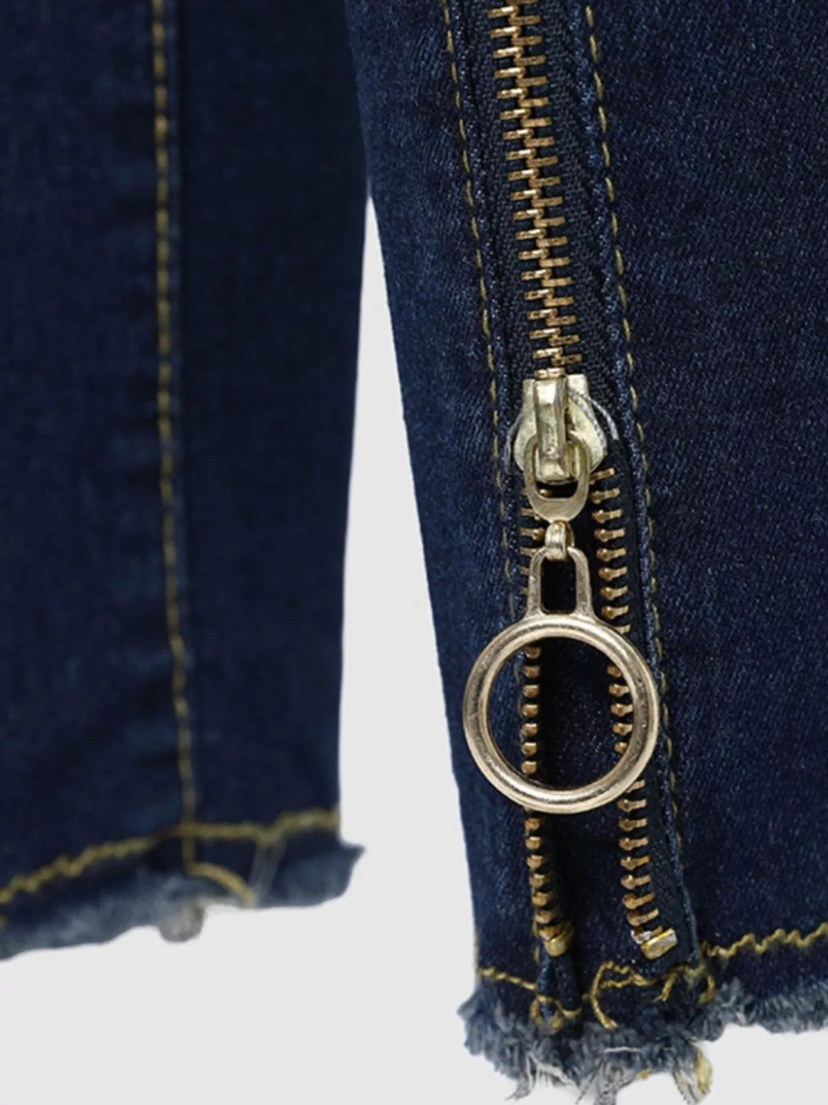 Zipper Front Skinny Jeans in Dark Blue