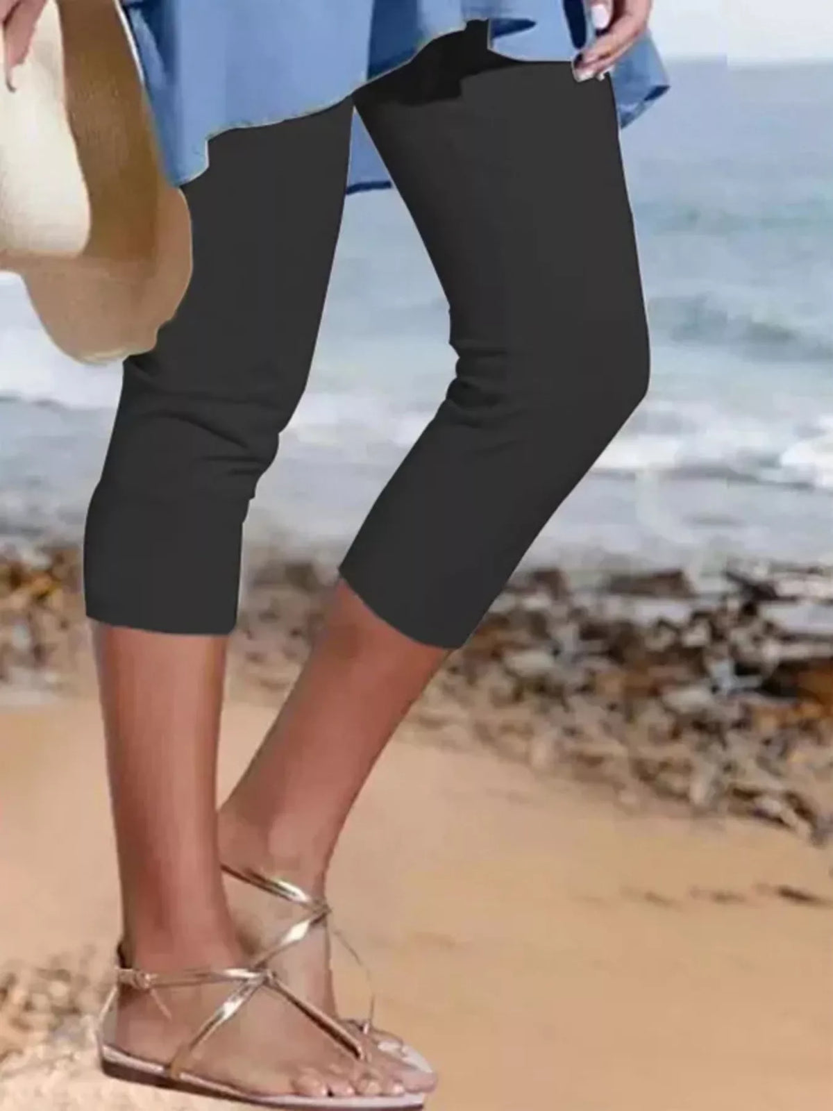 Plus Size Cropped Casual Leggings