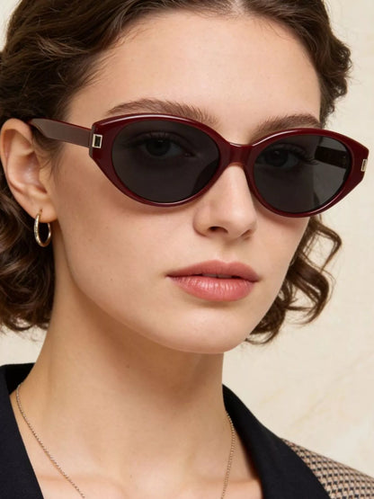 Ilussa Lightweight Cat-Eye Sunglasses