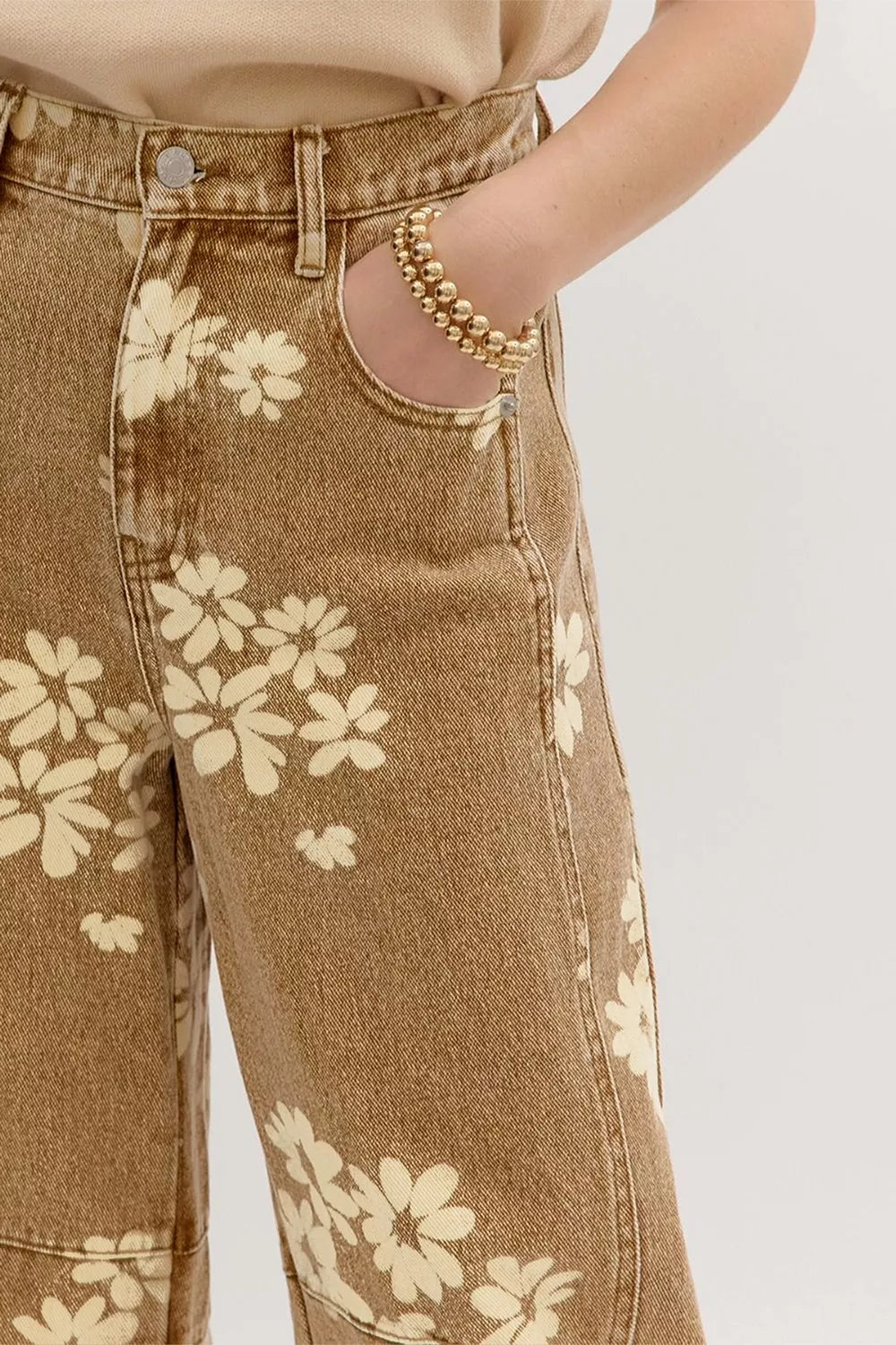 Floral Pleated Straight Leg Jeans in Tan