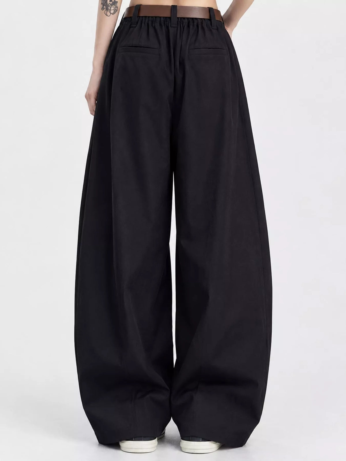 Wide-Leg Cargo Pants