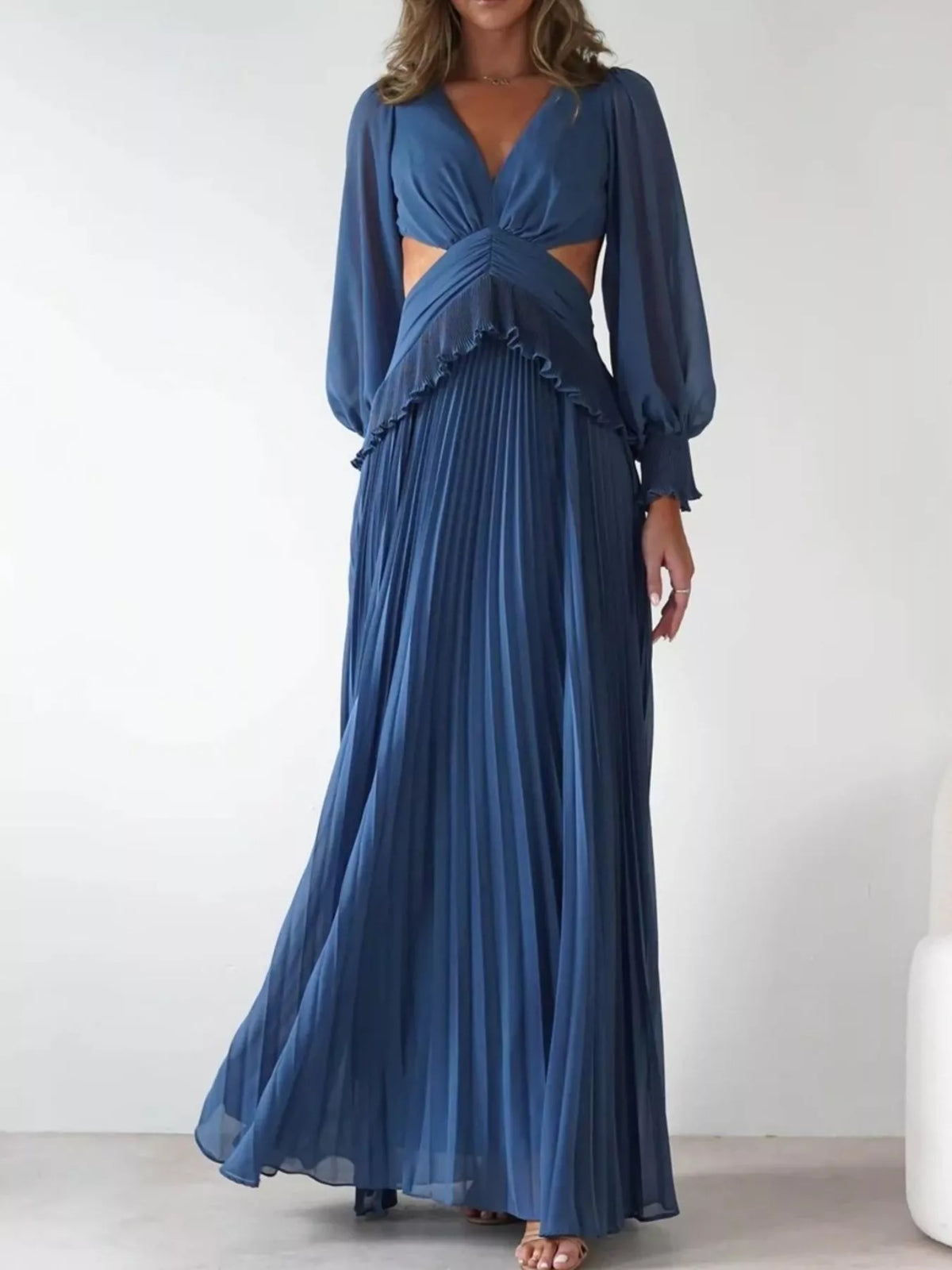 Backless Pleated Maxi Dress in Blue