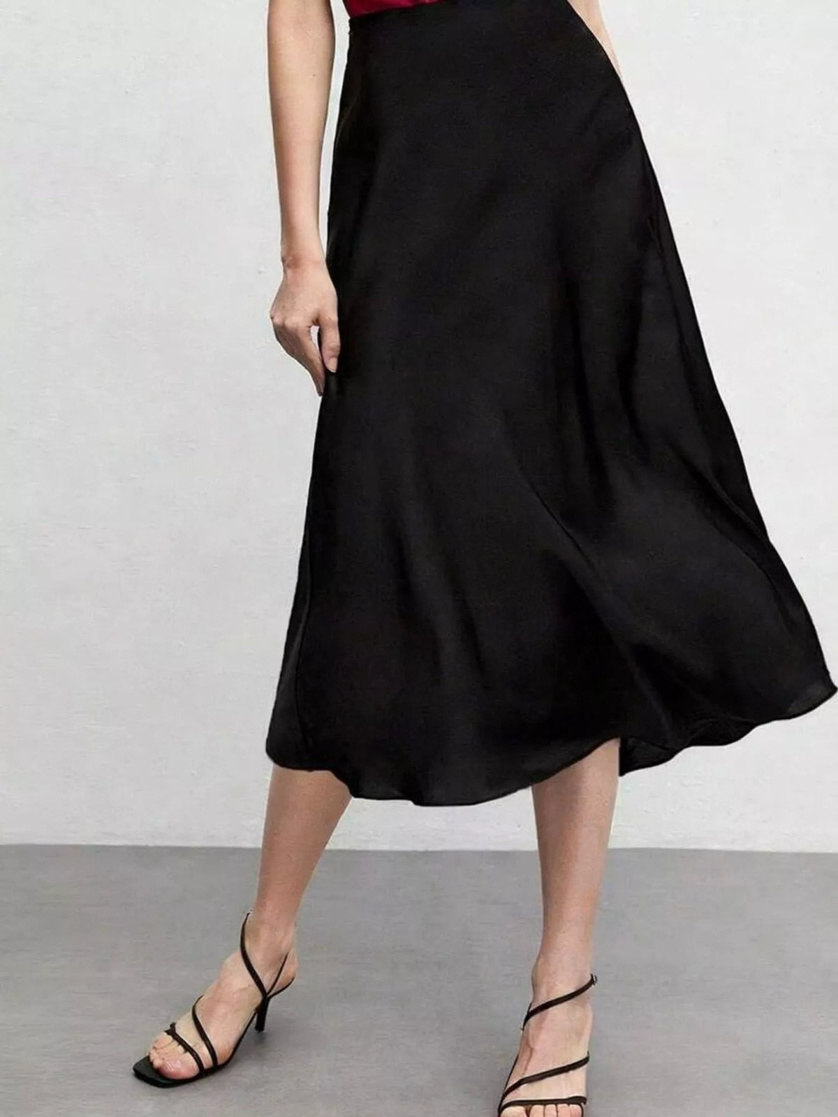 High-Waist Midi Skirt in Black