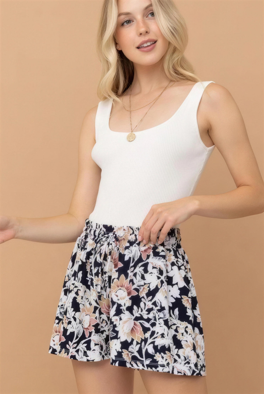 And The Why Cooling Fabric Shorts in Floral