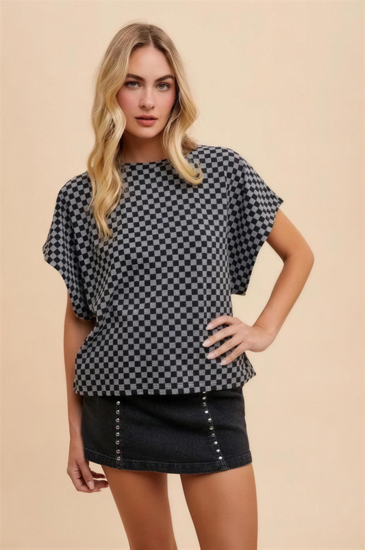 Annie Wear Checkered Round Neck T-Shirt in Black