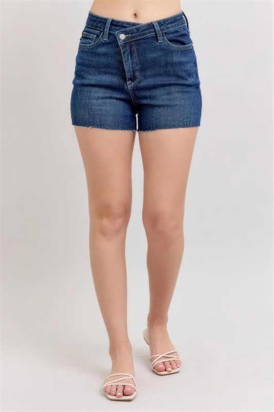 Judy Blue Criss-Cross Waistband Denim Shorts in Dark