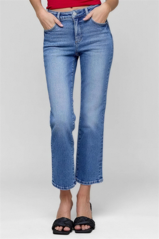 Risen Plus Size Tummy Control High Rise Crop Jeans in Medium Wash