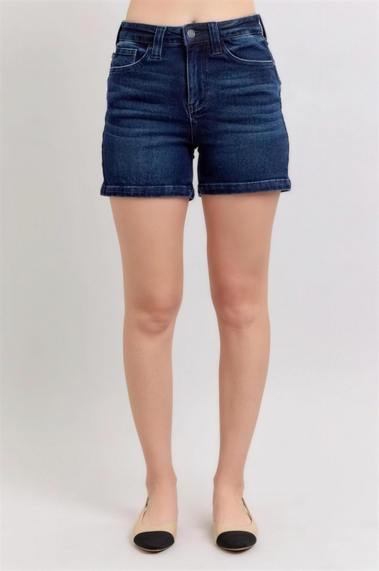Judy Blue High Waist Back Flap Pocket Denim Shorts in Medium Wash