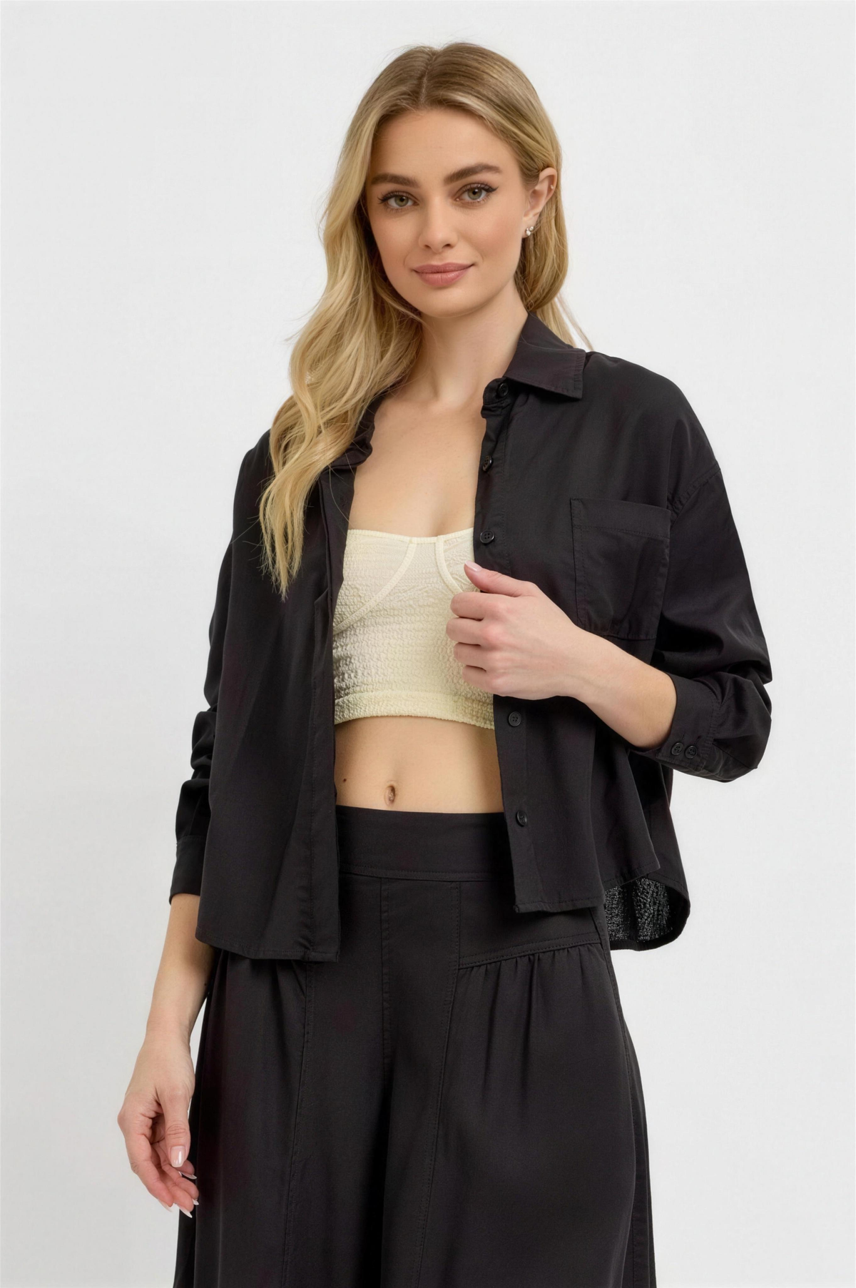 Risen Button-Down Long Sleeve Shirt in Black