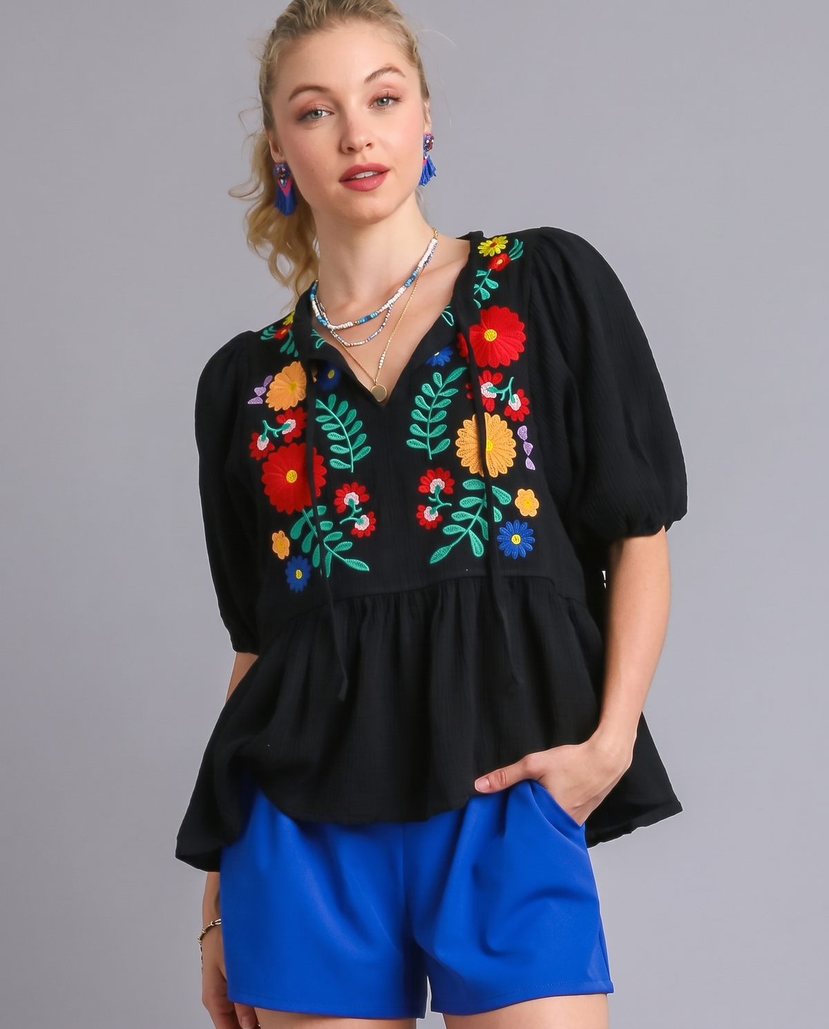 Umgee Cotton Gauze Embroidered Babydoll Blouse in Black