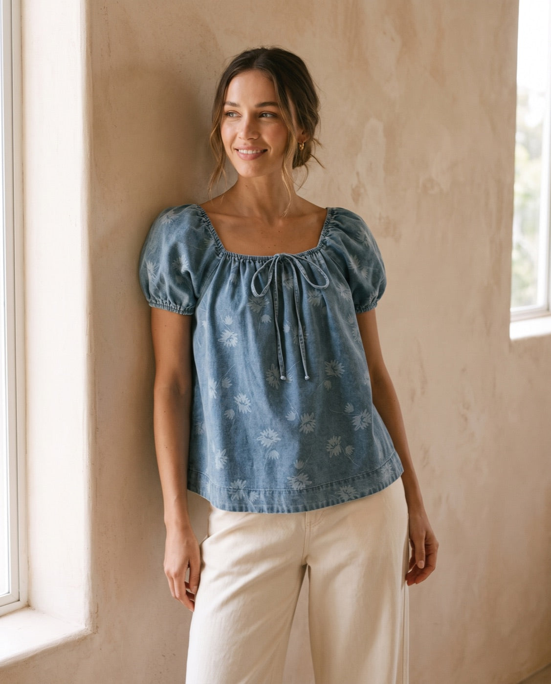 Floral Print Puff Sleeve Denim Top in Blue